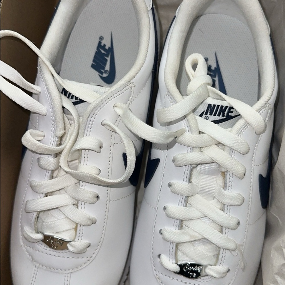 Nike Cortez Men's White and Navy Sneakers - Picture 4 of 7